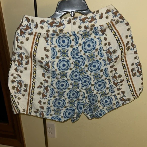 Carolina K Roma Shorts - Picture 7 of 7